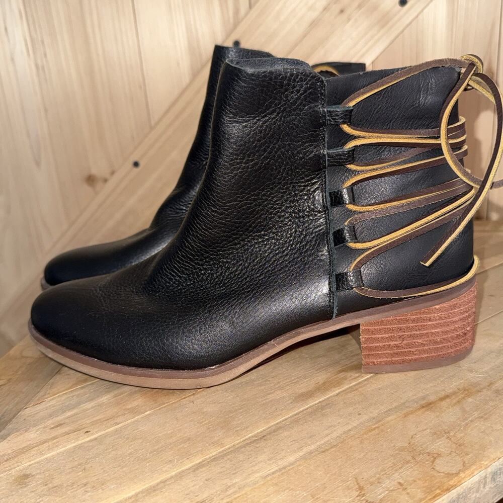 Korks Belaya Tie Back Black Leather Western Line Dance Ankle Boots Booties Sz 8M